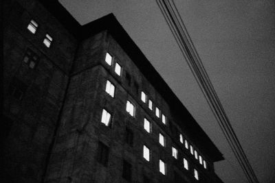 013
