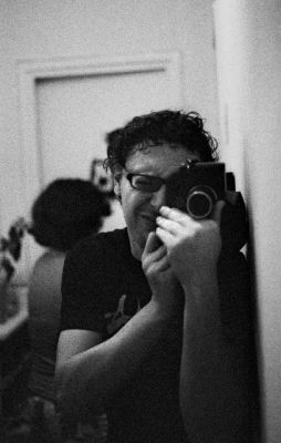 Kmeuhra
Nikon F3 + 50mm + TriX 3200 asa
