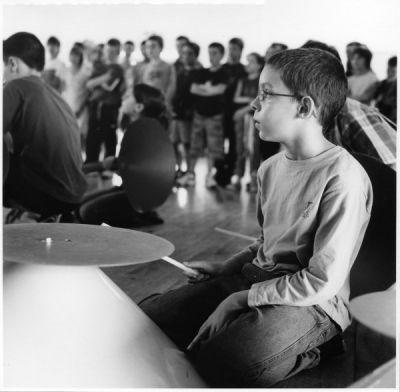 Baschet pas ! - le disque
Création musicale avec les enfants des écoles primaires de la Mayenne et les Structures Sonores Baschet

Bronica SQ-A > 2,8/80mm > TriX
