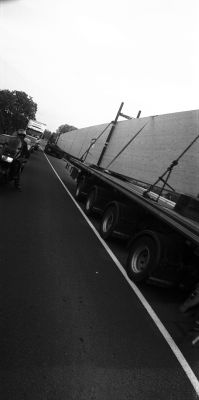 Convoi exceptionnel 1
Horizont - APX 100 - Rodinal 1+50

