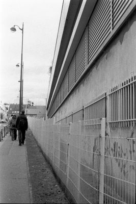 La bande
Spotmatic - Super takumar 50/1.4 - Trix à 400 - Rodinal
Mots-clés: Paris