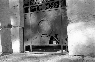 Rein
Pére Lachaise

Minolta CL - Rokkor 40 CLE - TriX - ID-11 1+1
Mots-clés: Cimetière
