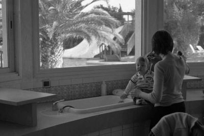 avnt le bain, au camping.
Zorki 4, fp4+ 125 iso, rodinal.
