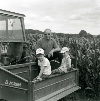 Dans la benne
Première balade avec Papy et l'agfa isolette toute neuve (!)
