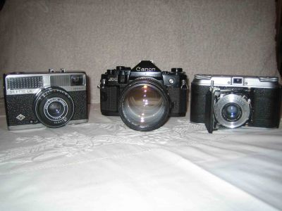 3 derniers
AGFA SILETTE LK SENSOR ; CANON A-1 avec 2.5/135 ; VOIGTLANDER VITO II
