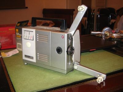 projecteur super 8 Bauer
