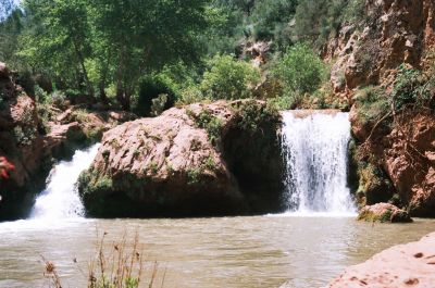 une jolie cascade
