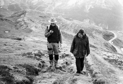 Friends
Mots-clés: Montagne Pyrénées Rollei 35 SE Sonnar Kodak Tri-X