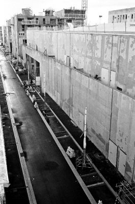 Ruban bleu
Enorme chantier à Saint-Nazaire : 2006/2008.
Canonet QL17 + Tri-X
Mots-clés: Chantier Canonet Saint-Nazaire