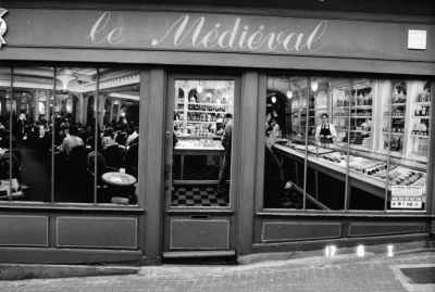 les vitrines virtuelles : cache misère du petit commerce de ville
