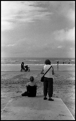 Le Touquet
Nikon F3 - 50/1.8E - Tri X
