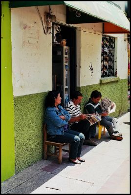 otavalo
Leica M2 - 50 planar - ektar 100
