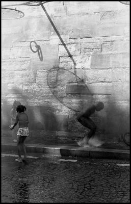 Paris Plage - 1
Nikon F3 - Micro Nikkor 55/2.8 - FP4+
