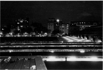 Gare de l'Est
Paris gare de l'Est depuis la rue d'Alsace, faible ouverture, long temps de pose, au trépied.
Mots-clés: paris gare nuit
