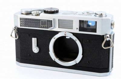 Canon 7
