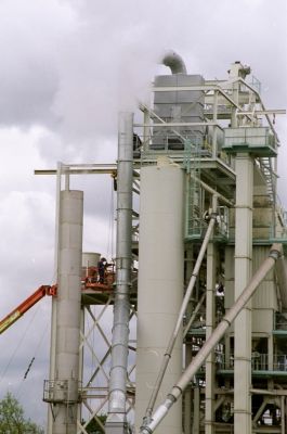 Mots-clés: usine chantier
