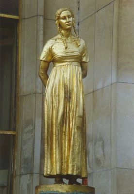 Au Trocadéro
