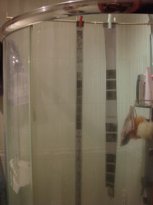 cabine de séchage
tout simplement la cabine de douche ou les négatifs sont à l'abri de la poussière
