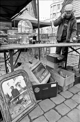 Broc'
Nikon Fe2 - 24mm Ais
Tri X 400 / Rodinal
Scan de néga 
Mots-clés: street Fe2 tri-x 400