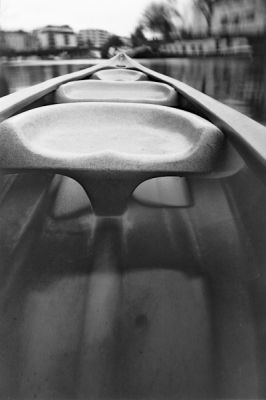 Roulis
Nikon FE2 - 24mm - filtre ND4 - Eastman Kodak 5234 posé à 12 iso
"Solarisation naturelle"
