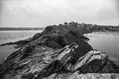 St Cast le Guildo
Nikon FE2 24mm & pola - TriX 400@200
Mots-clés: Nikon FE2 Trix 400@200 filtre pola