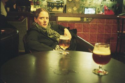 Lau
Photo prise dans un bar avec un Minox 35 GL sans Flash, ouverture 2.6
Mots-clés: Portrait bar Minox