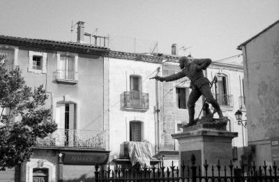 Statue.jpg