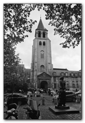 L'eglise St Germain sous la pluie
Nikon F3 Nikkor 50mm F/1.8
Kodak TriX 400
Mots-clés: NIKON F3 reflex