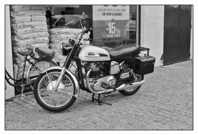 La vieille Norton
