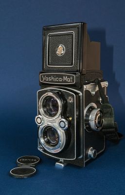 Yashica Mat
