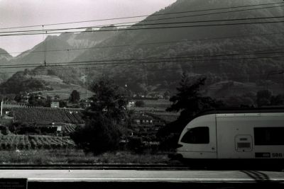 Villeneuve - Gare
FED-2b, Industar 10, Kodak Tmax 100(pas sûr)

Gare de Villeneuve, avec le FLIRT que j'ai pris pour venir.
Mots-clés: flirt villeneuve fed industar