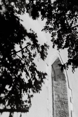 if et église
Pentax K2 et 50mm Pentax, Ilford FP4 périmée en 1992, 11 min dans Microphen 1+3
