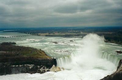 Niagara Falls Mars 1995
Minolta X700 Kodak Gold 100
Mots-clés: Niagara Falls Mars 1995
