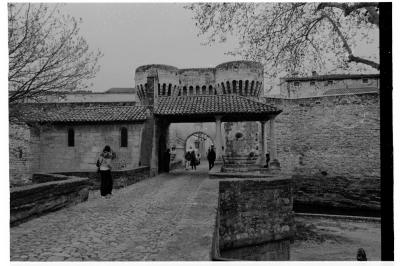 pernes les fontaines
Mots-clés: motor passion