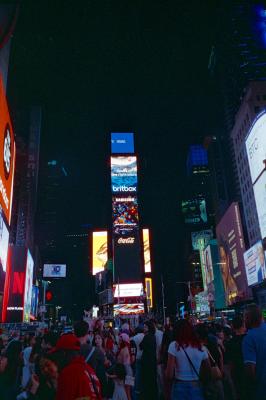 Time Square
Pentax Espio Mini - Cinestill 800T
